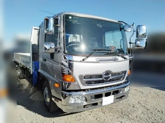 平成27年09月中古中型クレーン付日野レンジャーの画像2