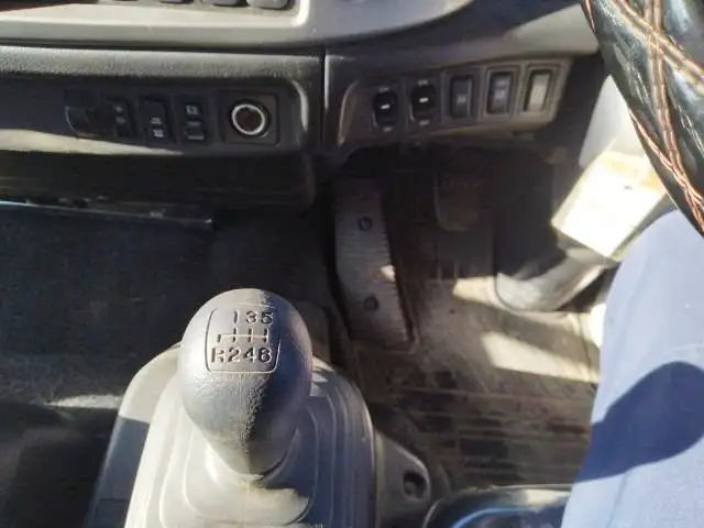 平成27年09月中古中型クレーン付日野レンジャーの画像12