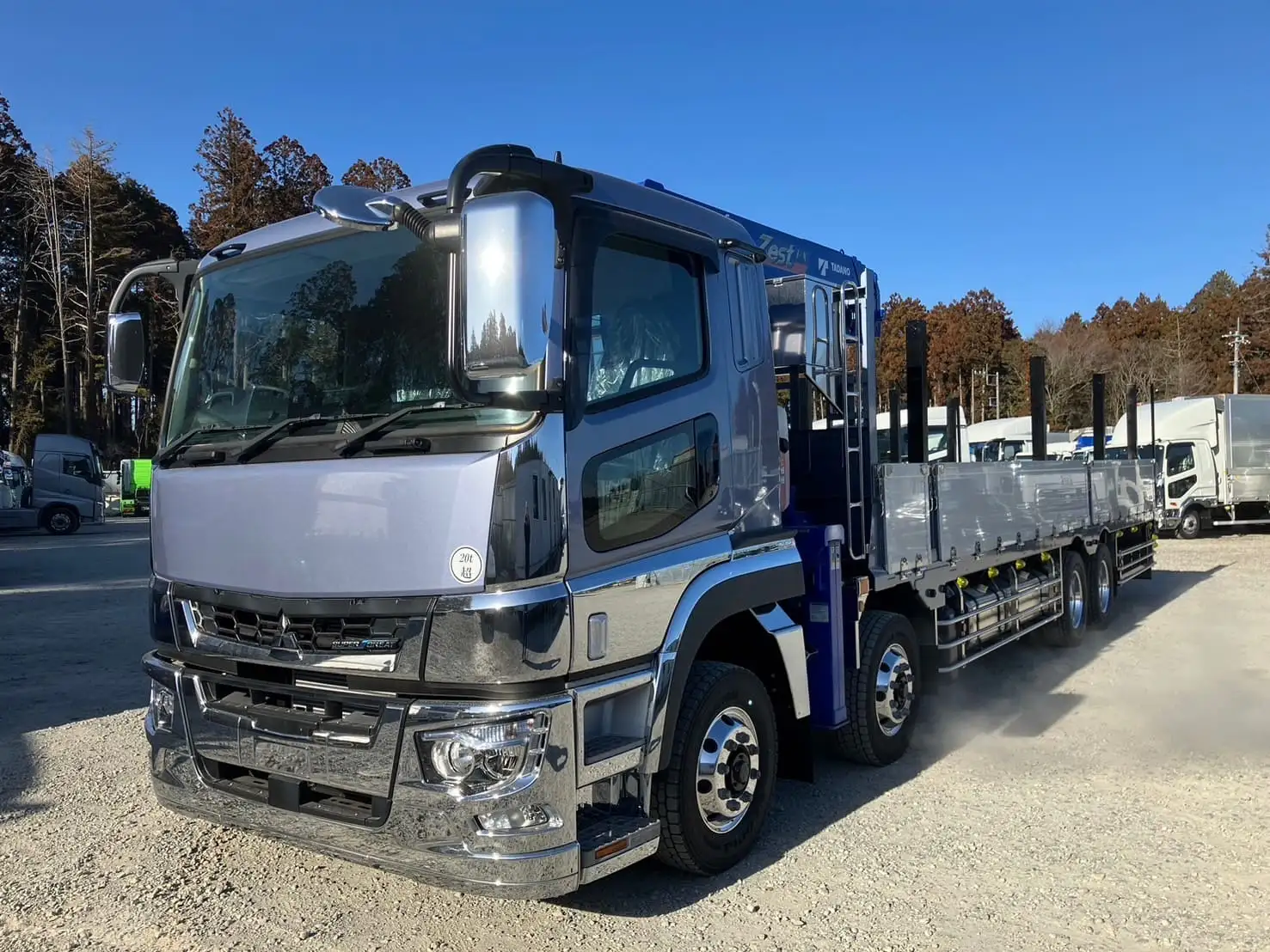 未使用車　令和6年　三菱　大型クレーン付　394馬力　AT　積載：12,600㎏　タダノ4段　フックイン　ラジコンの画像1