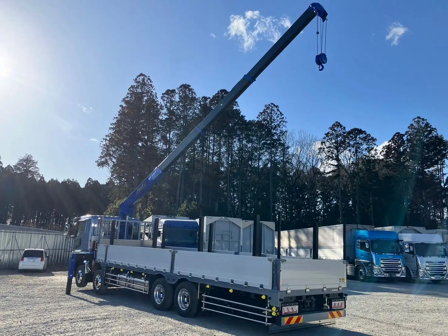未使用車　令和6年　三菱　大型クレーン付　394馬力　AT　積載：12,600㎏　タダノ4段　フックイン　ラジコンの画像12