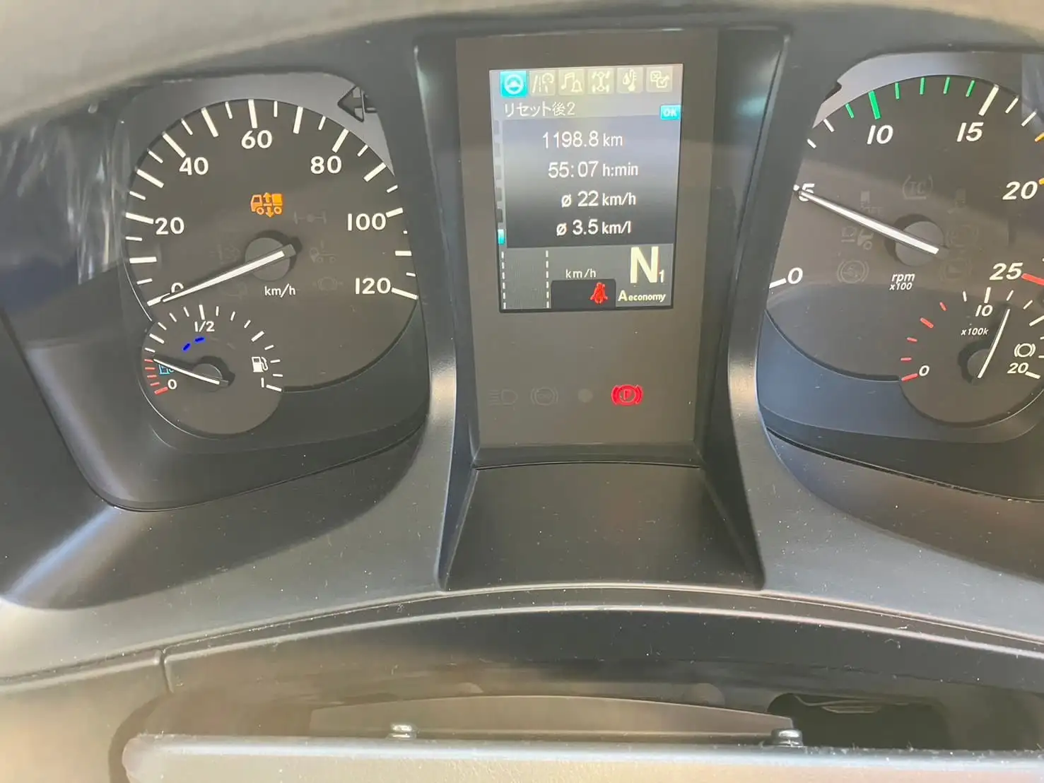 未使用車　令和6年　三菱　大型クレーン付　394馬力　AT　積載：12,600㎏　タダノ4段　フックイン　ラジコンの画像45