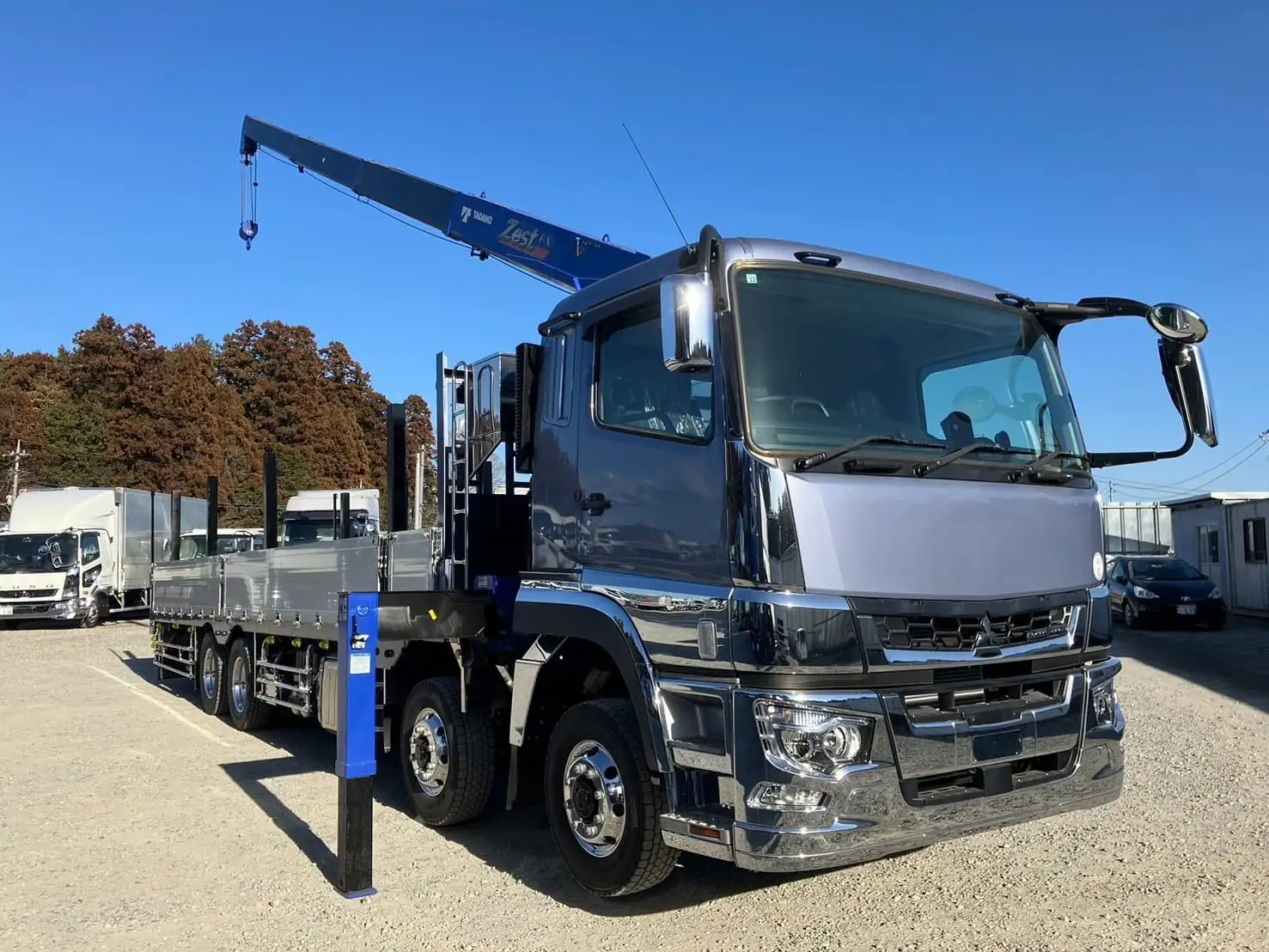 未使用車　令和6年　三菱　大型クレーン付　394馬力　AT　積載：12,600㎏　タダノ4段　フックイン　ラジコンの画像10