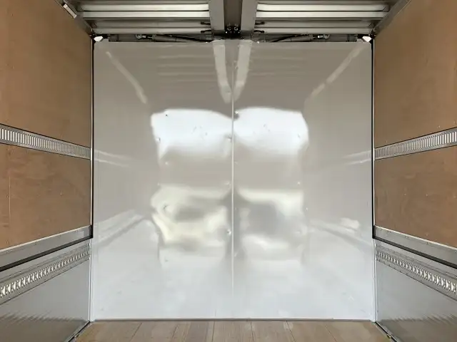 ☆車検付き(R8.11.19)☆　令和6年　日野　4tアルミウィング　跳ね上げPG　ハイルーフ　62ワイド　ラッシング2段　リモコン付き　AT(2ペダル)　積載：2,100㎏　距離：1,000㎞未満　の画像20