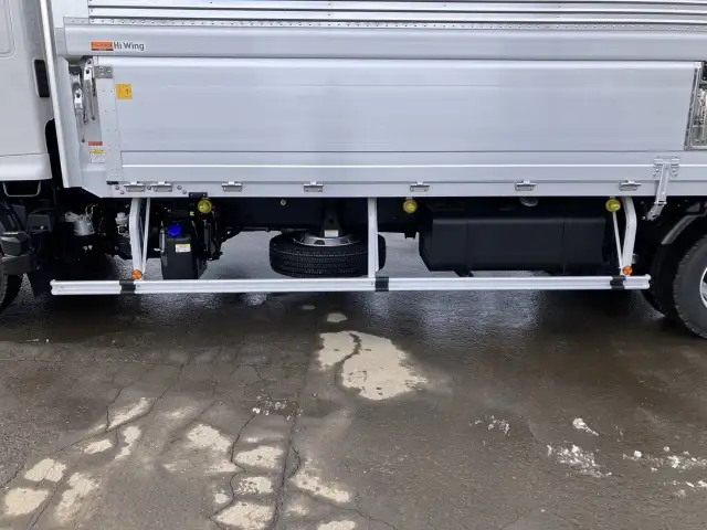 ☆車検付き(R8.11.19)☆　令和6年　日野　4tアルミウィング　跳ね上げPG　ハイルーフ　62ワイド　ラッシング2段　リモコン付き　AT(2ペダル)　積載：2,100㎏　距離：1,000㎞未満　の画像36