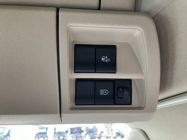 ☆車検付き(R8.11.19)☆　令和6年　日野　4tアルミウィング　跳ね上げPG　ハイルーフ　62ワイド　ラッシング2段　リモコン付き　AT(2ペダル)　積載：2,100㎏　距離：1,000㎞未満　の画像54