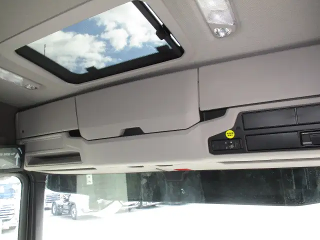 令和07年00月中古大型トラクタヘッドスカニアスカニアの画像38