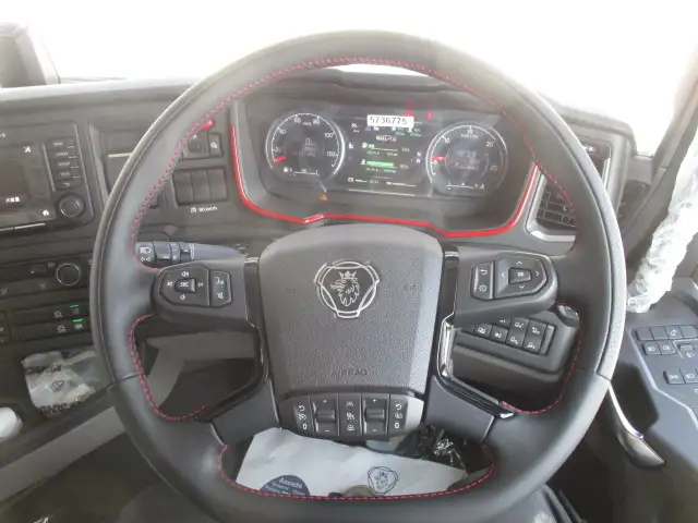 令和07年00月中古大型トラクタヘッドスカニアスカニアの画像45