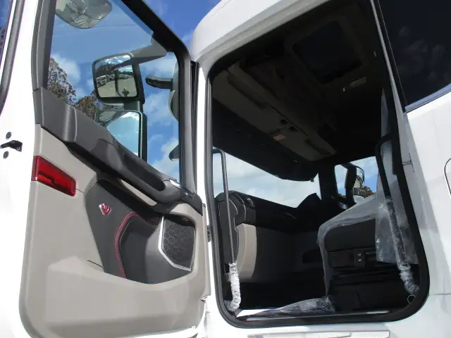 令和07年00月中古大型トラクタヘッドスカニアスカニアの画像49