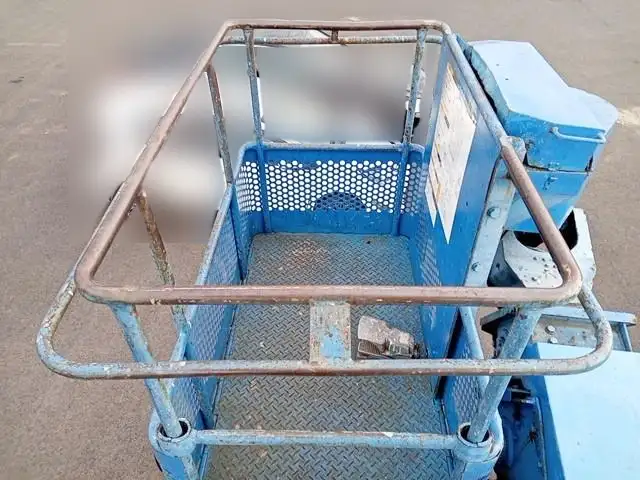 平成19年05月中古小型ミキサー車・高所作業車・その他特装車日野デュトロの画像18