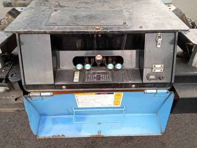 平成19年05月中古小型ミキサー車・高所作業車・その他特装車日野デュトロの画像28