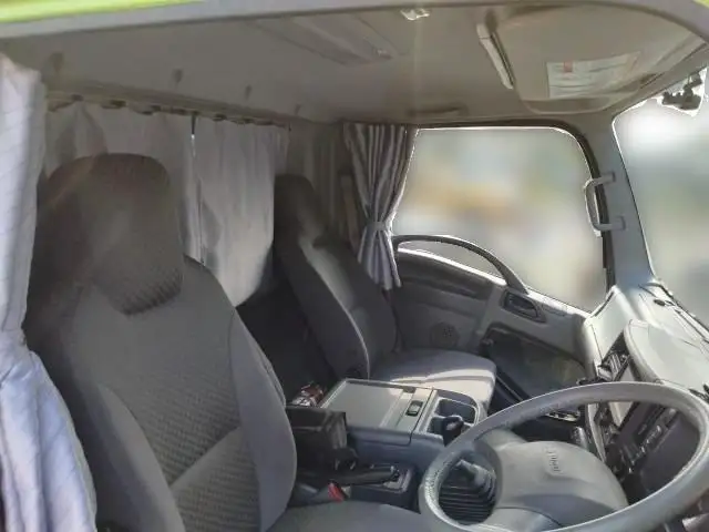 平成27年09月中古中型クレーン付いすゞフォワードの画像15