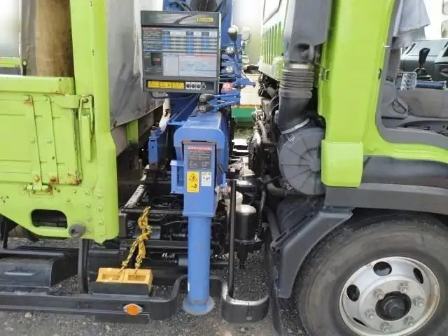 平成27年09月中古中型クレーン付いすゞフォワードの画像28