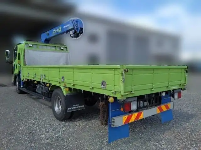 平成27年09月中古中型クレーン付いすゞフォワードの画像4