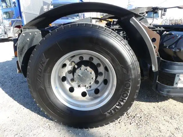 平成29年11月中古大型トラクタヘッド日産UDクオンの画像14