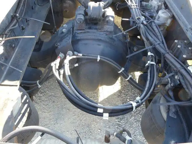 平成29年11月中古大型トラクタヘッド日産UDクオンの画像19