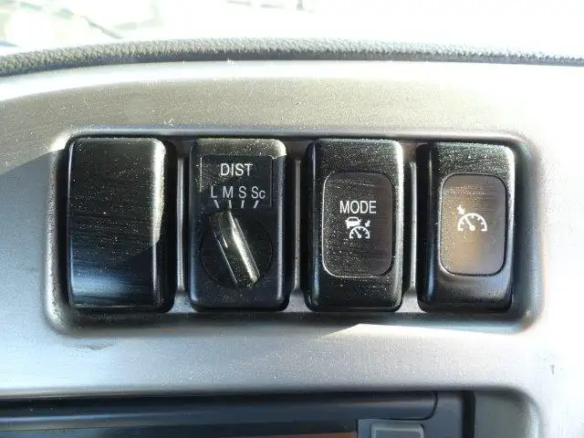 平成29年11月中古大型トラクタヘッド日産UDクオンの画像35