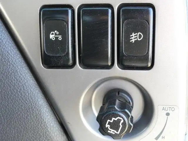 平成29年11月中古大型トラクタヘッド日産UDクオンの画像38