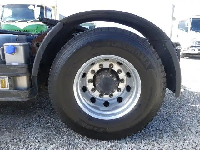 平成29年03月中古大型トラクタヘッド日産UDクオンの画像13