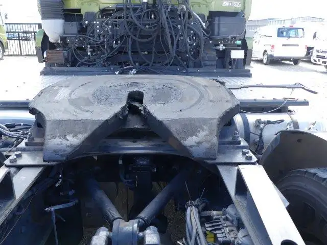 平成29年03月中古大型トラクタヘッド日産UDクオンの画像16