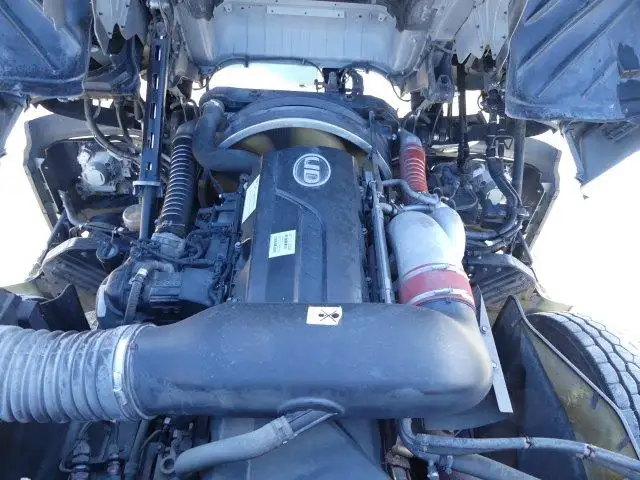 平成29年03月中古大型トラクタヘッド日産UDクオンの画像23