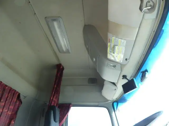 平成29年03月中古大型トラクタヘッド日産UDクオンの画像28