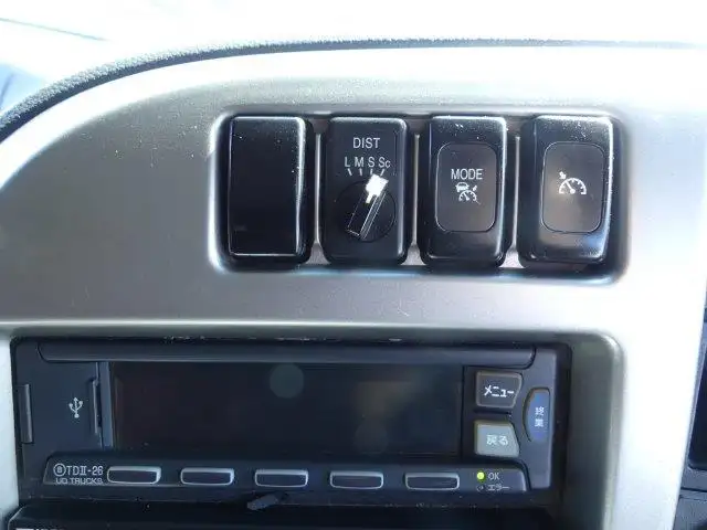 平成29年03月中古大型トラクタヘッド日産UDクオンの画像34