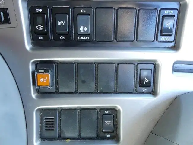 平成29年03月中古大型トラクタヘッド日産UDクオンの画像35