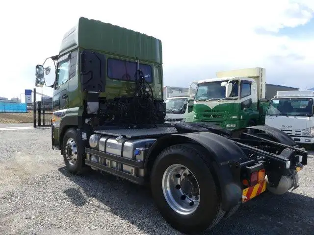 平成29年03月中古大型トラクタヘッド日産UDクオンの画像7