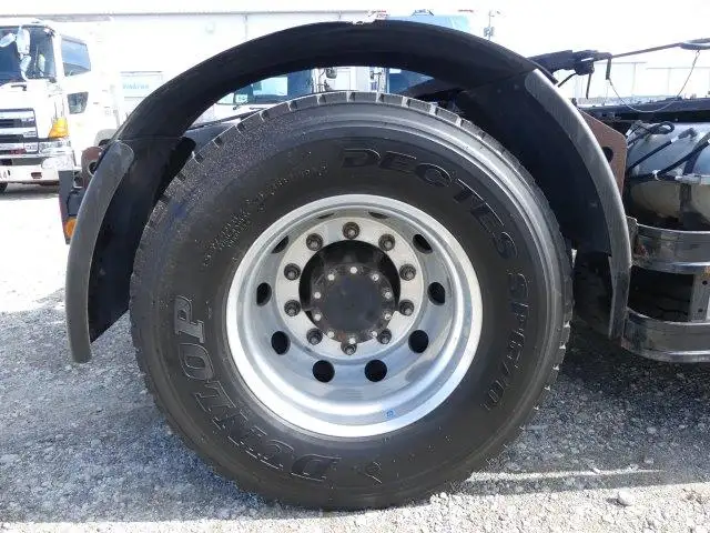 平成29年03月中古大型トラクタヘッド日産UDクオンの画像10