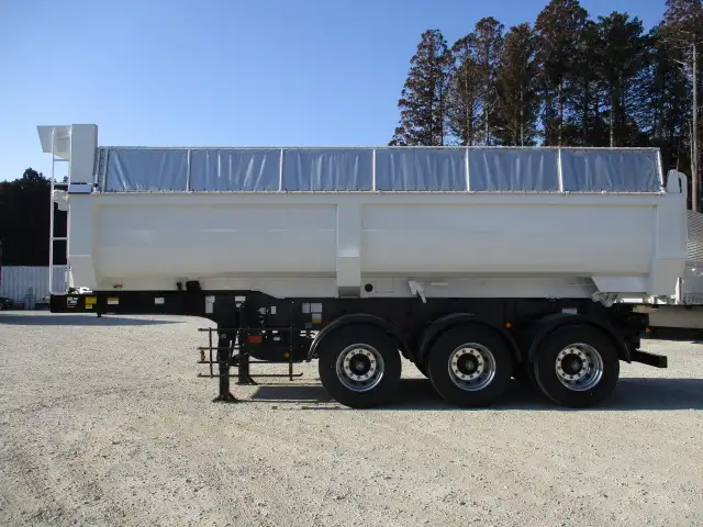 中古その他ダンプトレーラー・重機運搬トレーラートレクスの画像8