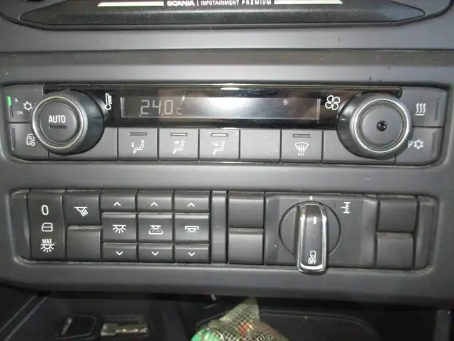 令和02年09月中古大型トラクタヘッドスカニアスカニアの画像33