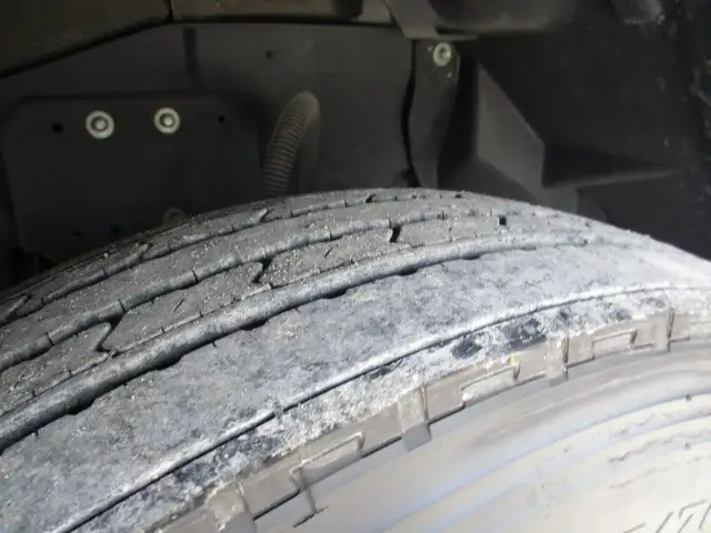 希少‼　車検付き　令和6年　いすゞ　増トンアルミウィング　距離:3万㎞　積載:8,100㎏　シフト:6MTの画像11