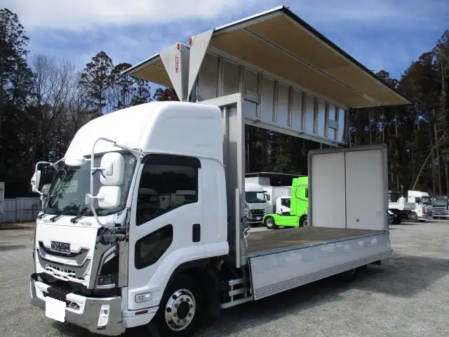 希少‼ 車検付き 令和6年 いすゞ 増トンアルミウィング 距離:3万㎞ 積載:8,100㎏ シフト:6MTの画像25