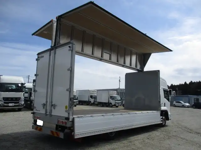 希少‼ 車検付き 令和6年 いすゞ 増トンアルミウィング 距離:3万㎞ 積載:8,100㎏ シフト:6MTの画像27