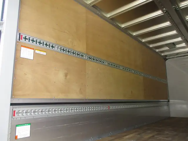 希少‼ 車検付き 令和6年 いすゞ 増トンアルミウィング 距離:3万㎞ 積載:8,100㎏ シフト:6MTの画像31