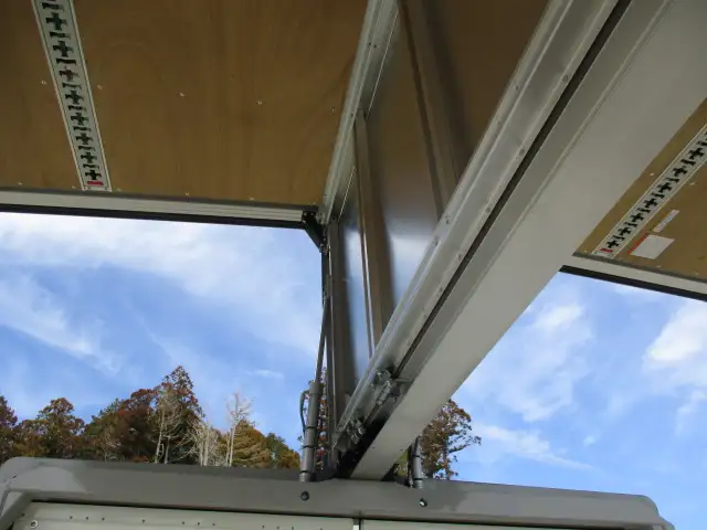 希少‼ 車検付き 令和6年 いすゞ 増トンアルミウィング 距離:3万㎞ 積載:8,100㎏ シフト:6MTの画像35