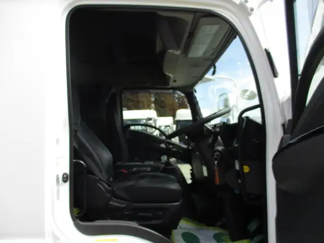 希少‼ 車検付き 令和6年 いすゞ 増トンアルミウィング 距離:3万㎞ 積載:8,100㎏ シフト:6MTの画像41