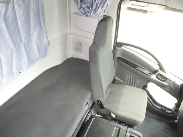 希少‼ 車検付き 令和6年 いすゞ 増トンアルミウィング 距離:3万㎞ 積載:8,100㎏ シフト:6MTの画像46