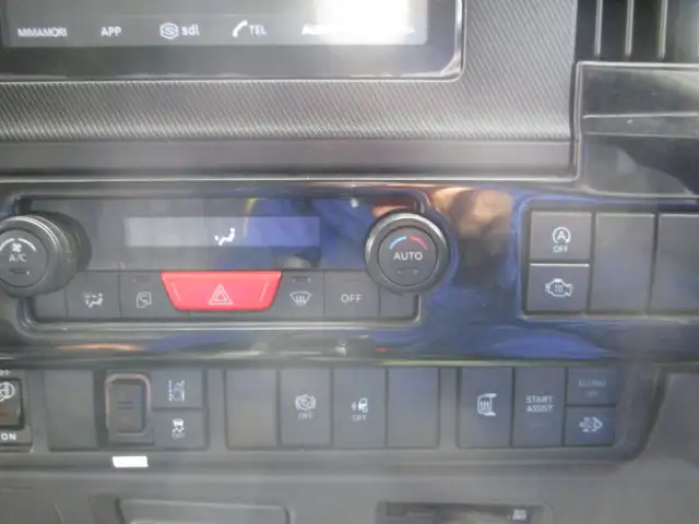 希少‼ 車検付き 令和6年 いすゞ 増トンアルミウィング 距離:3万㎞ 積載:8,100㎏ シフト:6MTの画像52