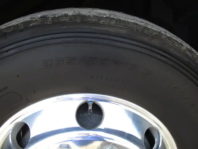 希少‼ 車検付き 令和6年 いすゞ 増トンアルミウィング 距離:3万㎞ 積載:8,100㎏ シフト:6MTの画像10