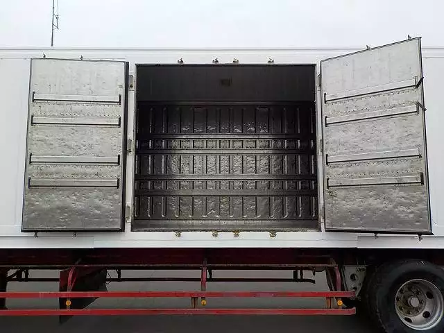 平成18年09月中古その他冷凍トレーラー日本フルハーフフルハーフの画像23