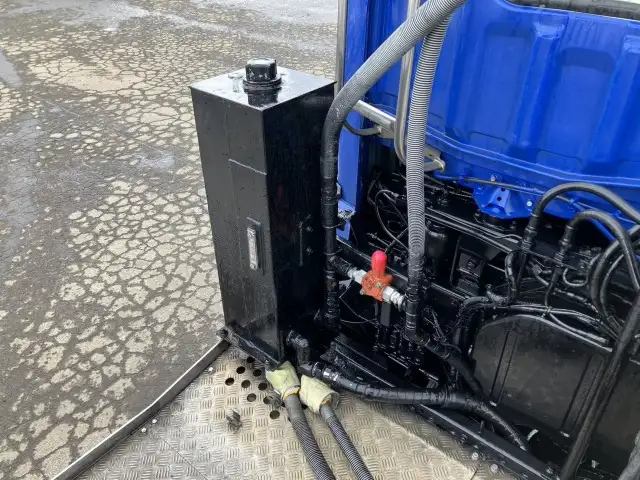 平成25年08月中古大型トラクタヘッド三菱ふそうスーパーグレートの画像12