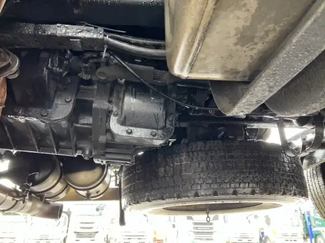 平成25年08月中古大型トラクタヘッド三菱ふそうスーパーグレートの画像24