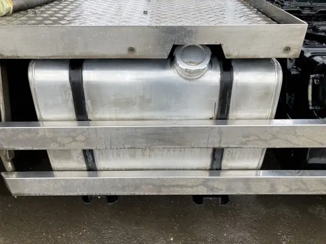 平成25年08月中古大型トラクタヘッド三菱ふそうスーパーグレートの画像26