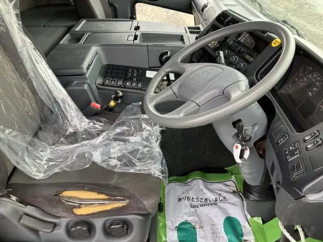 平成25年08月中古大型トラクタヘッド三菱ふそうスーパーグレートの画像29