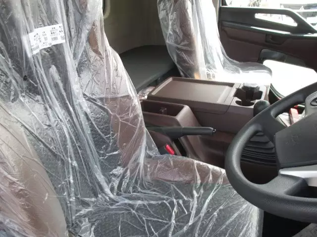 平成29年09月中古中型冷凍バン・ウィング日野レンジャーの画像15