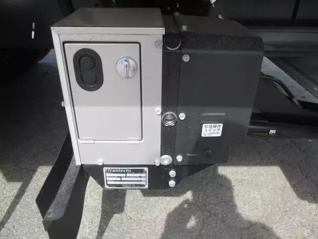 平成29年09月中古中型冷凍バン・ウィング日野レンジャーの画像7