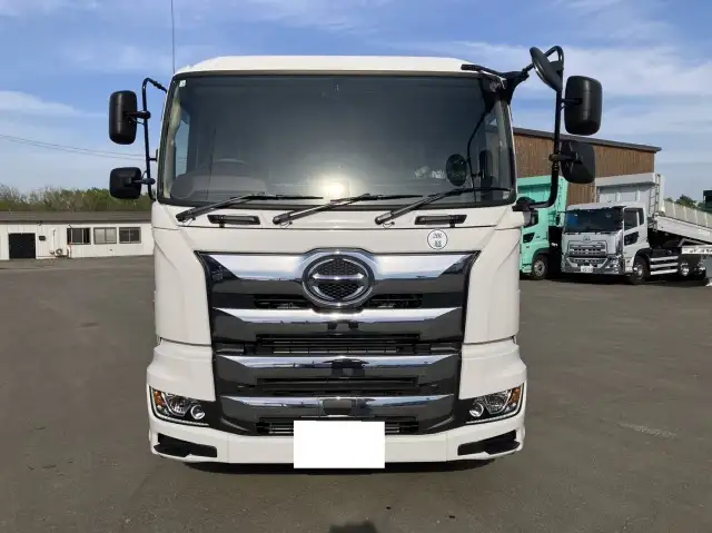 令和06年06月中古大型クレーン付日野プロフィアの画像2