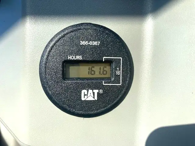 R4年  CAT  タイヤショベル  902-C2  アワー162h  サイドシャッター付  スノータイヤ:12.5/70-16の画像31