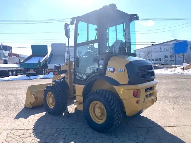 R4年  CAT  タイヤショベル  902-C2  アワー162h  サイドシャッター付  スノータイヤ:12.5/70-16の画像7